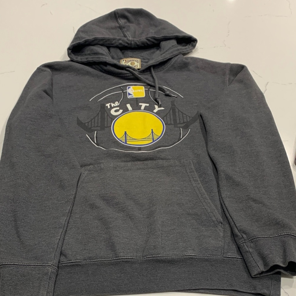 Hardwood classics NBA Gray and Yellow kids Hoodie size small
